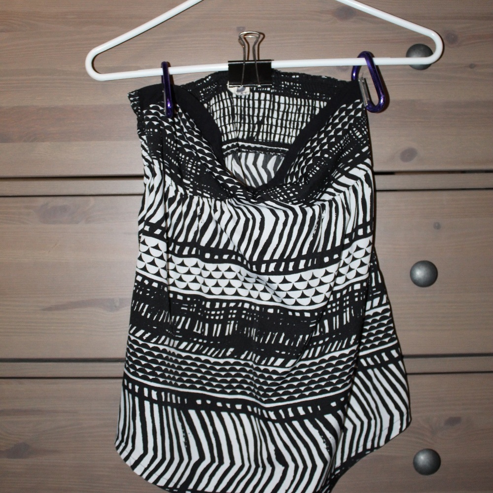 strapless shirt